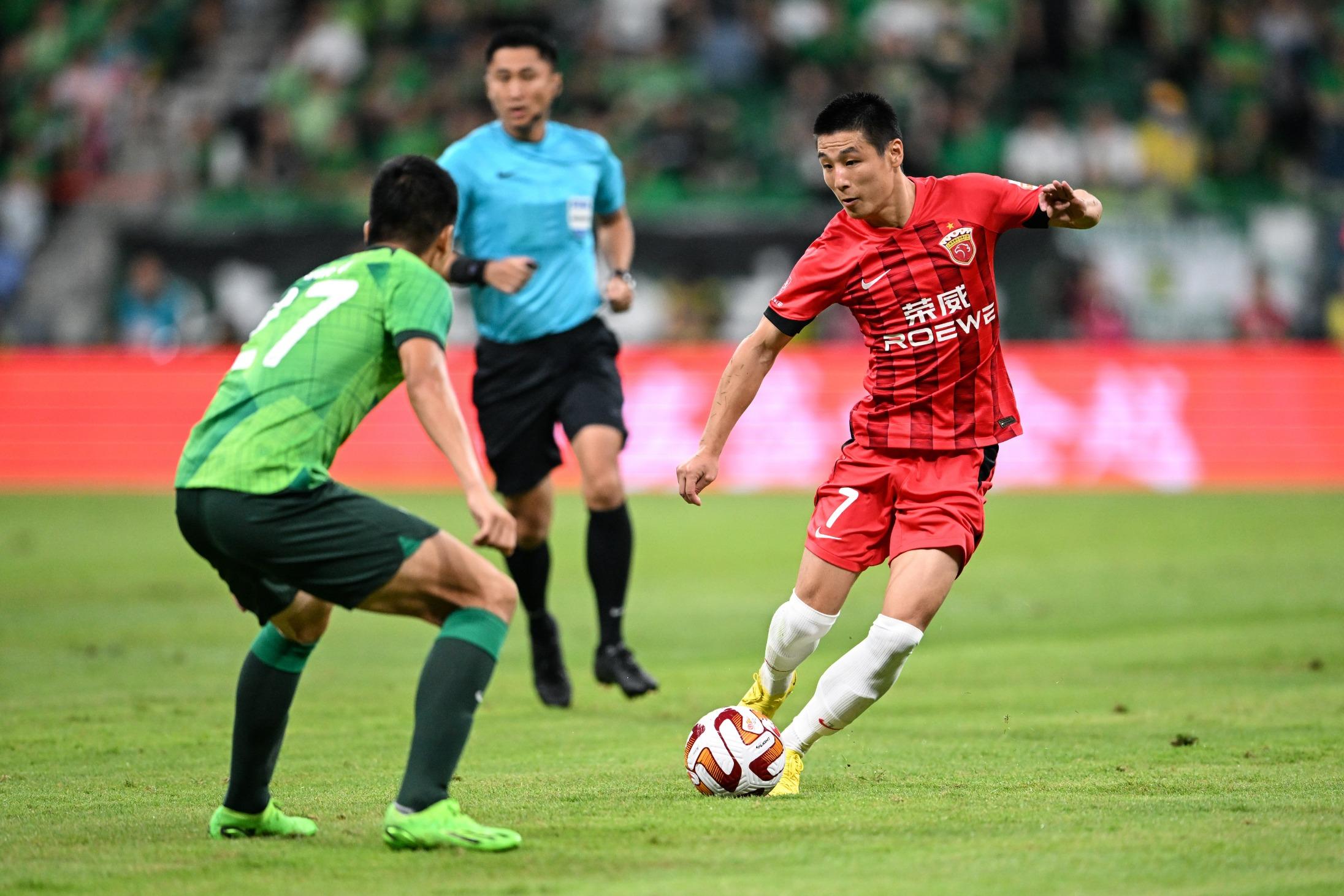 蓉城队超越了广州恒大队在2015年创下的连续26场联赛不败的纪录